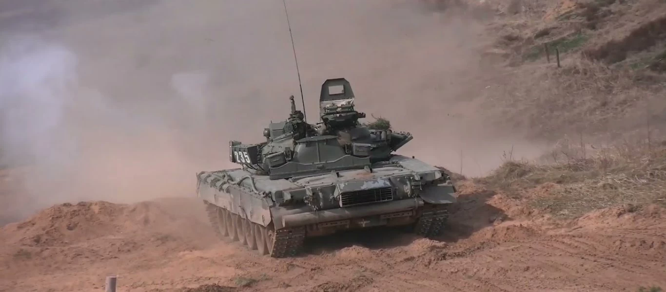 Εικόνες που τρομάζουν - Η δορυφορική αποτύπωση των ρωσικών δυνάμεων στα σύνορα με την Ουκρανία